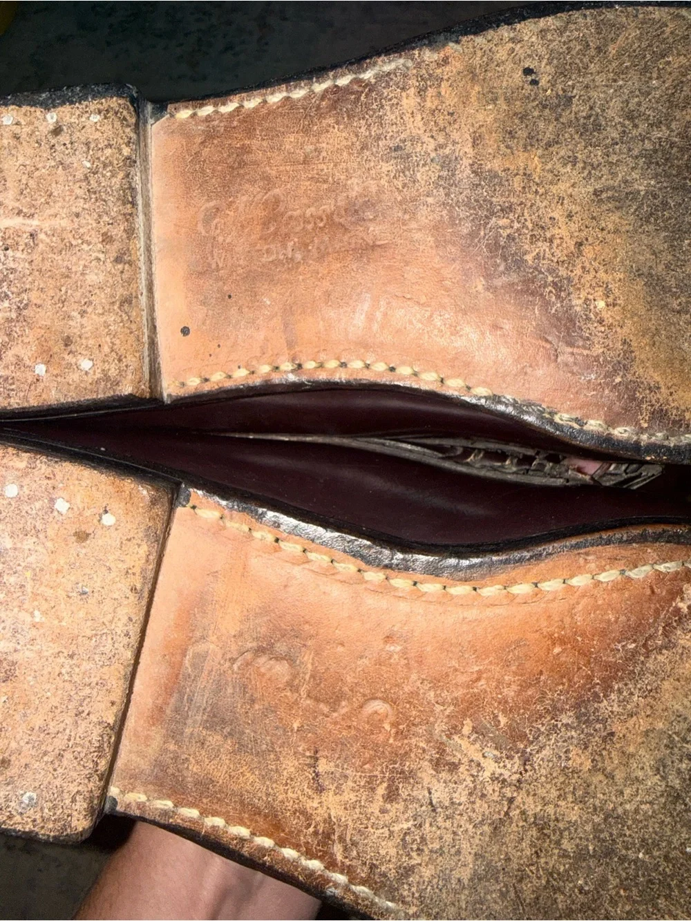 Men's Burgundy Tassel Loafers - Classic Leather Slip-On GH Bass 8 E